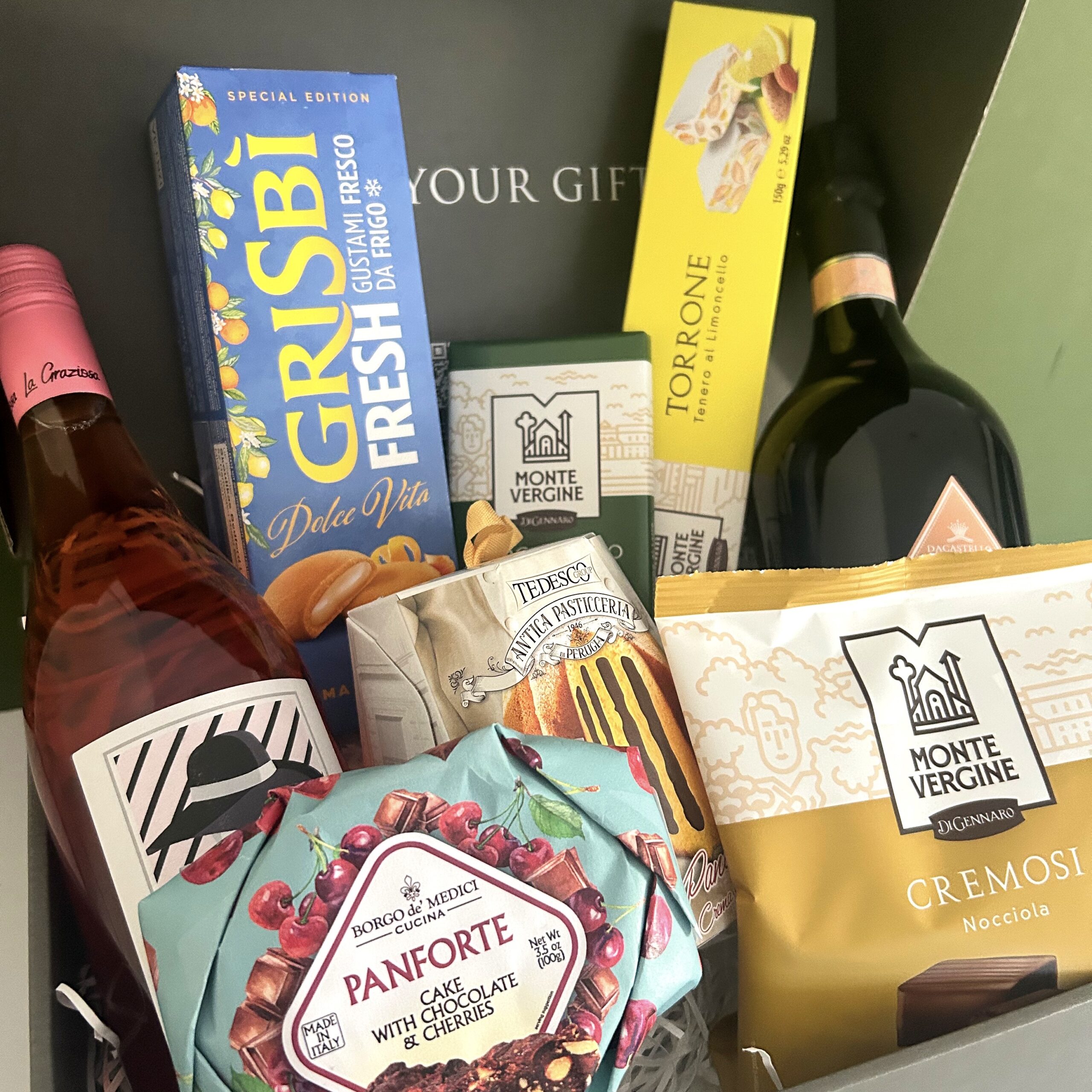 Gift products presented inside the Fontanellas bespoke cardboard hamper